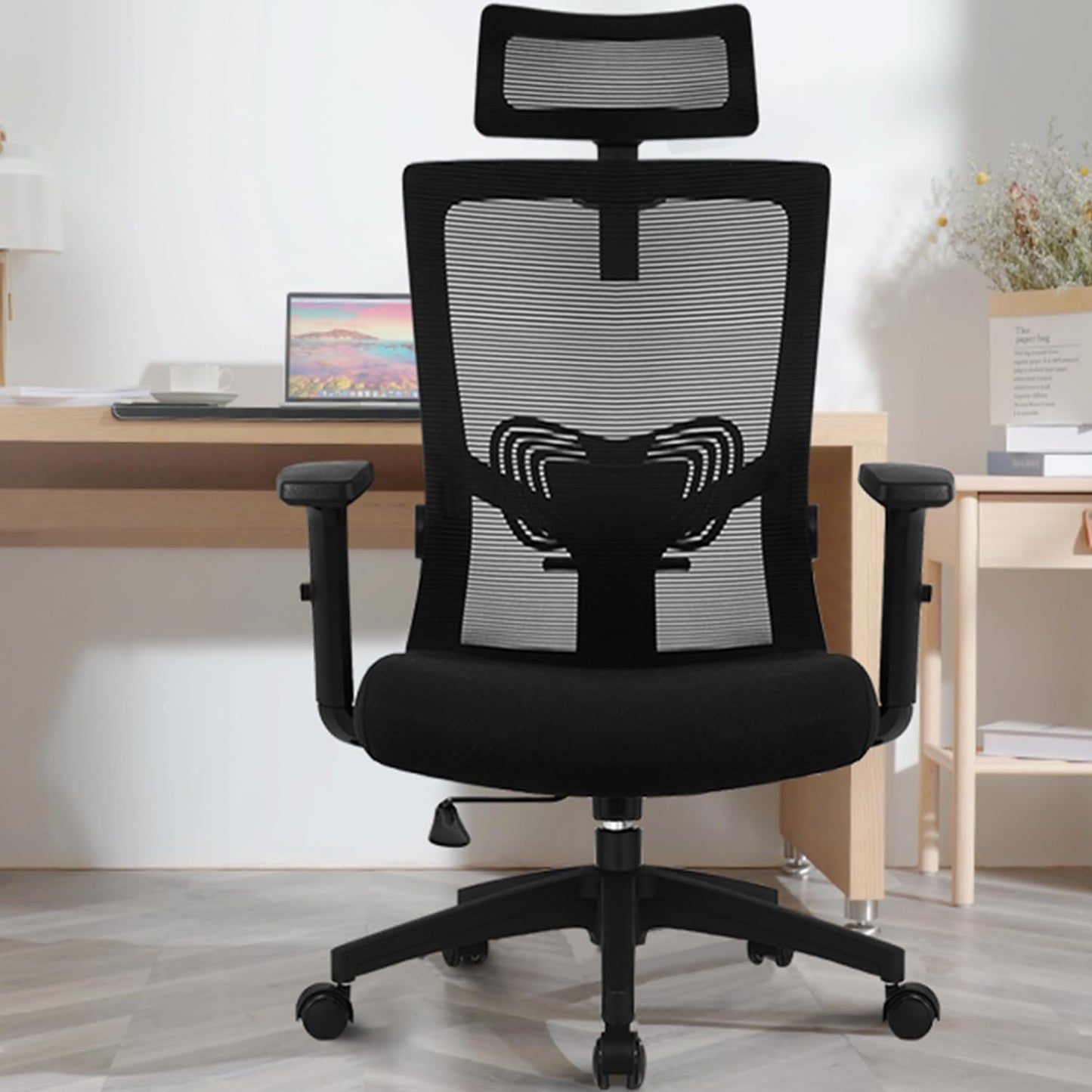 Silla de Oficina Ergonómica – Respaldo Transpirable, Apoyo Lumbar, Reposacabezas y Brazos Ajustables, Función Basculante, 150 kg